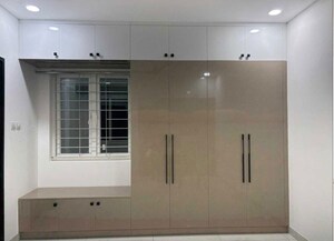 Room in 2 BHK Apartment at Aparna Sarovar Zicon, Nallagandla – for Rent