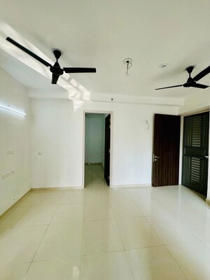 Team Area in 2 BHK Apartment at Arihant Abode, Sector 10 Greater Noida – for Rent