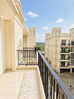 Balcony in 2 BHK Builder Floor at Sector 22 – for Rent