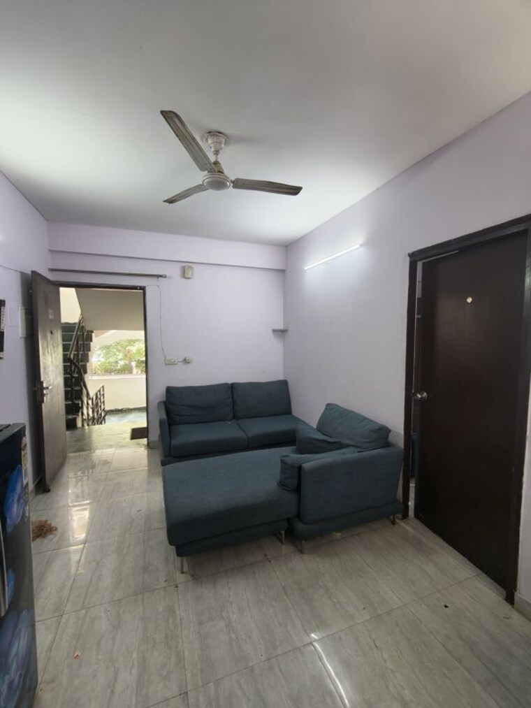 Living Room, signature-global-solera-2 2 Bedroom 520 Sq.Ft. Apartment In Sector 107 Gurgaon 10687871