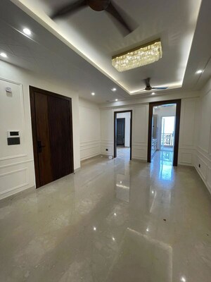 3 BHK Builder Floor For Rent in Sector 21