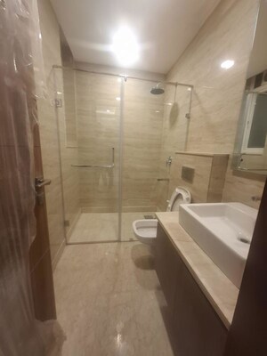 Bathroom in 3 BHK Builder Floor at Sector 21 – for Rent