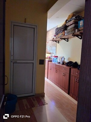 Bathroom in 2.5 BHK Builder Floor at Uppal Southend, Sector 49 – for Rent