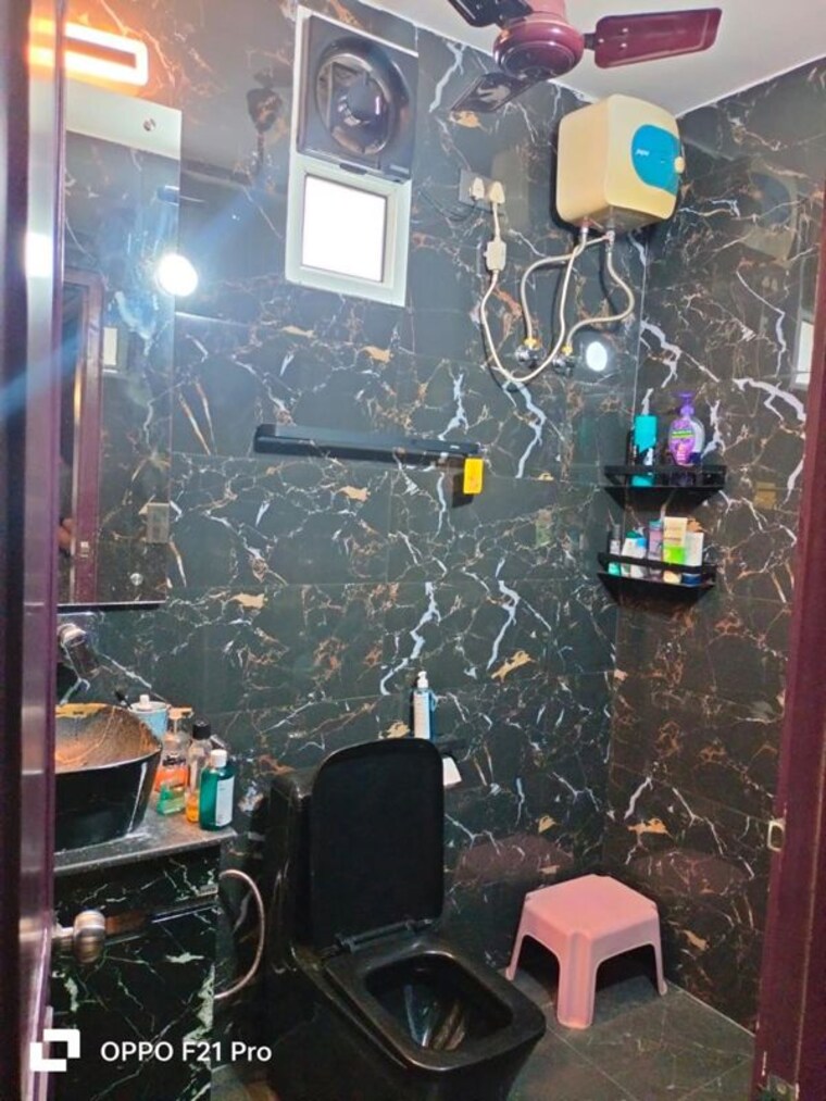 Gym, uppal-southend 2.5 Bedroom 250 Sq.Ft. Builder Floor In Sector 49 Gurgaon 10687897