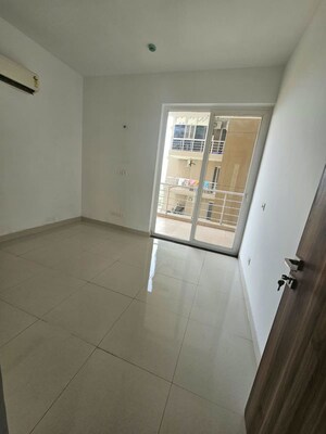 Bathroom in 3 BHK Apartment at Capital Residency 360, Sector 70a – for Sale