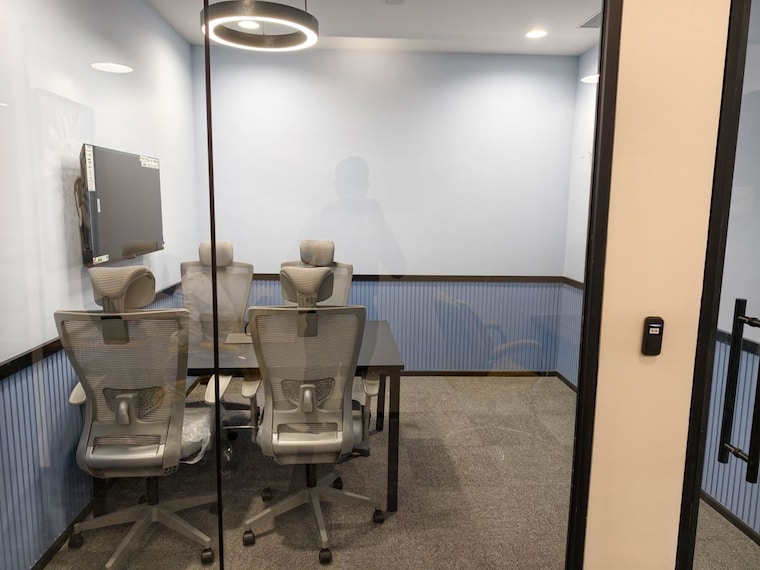 Team Area, lower parel west Commercial Office Space 390 Sq.Ft. In Lower Parel West Mumbai 10687956