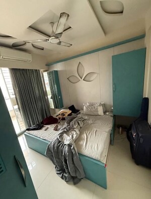 Team Area in 3 BHK Apartment at Nirvana Zen, Viman Nagar – for Rent