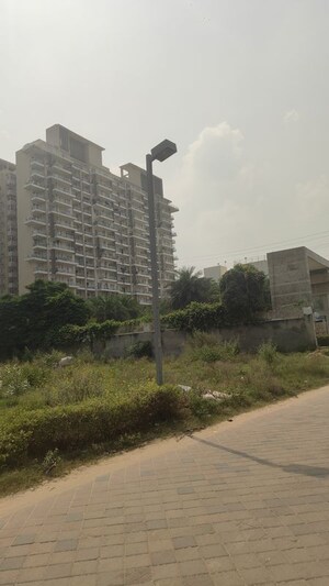 Plot For Sale in BPTP Astaire Gardens, Sector 70a