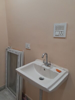 Furnished Amenities in  Pg at Rohini Sector 11 – for Rent