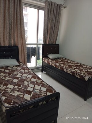 Bedroom in  Pg at Lake Bloom, Powai – for Rent