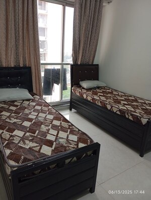 Bedroom in  Pg at Lake Bloom, Powai – for Rent