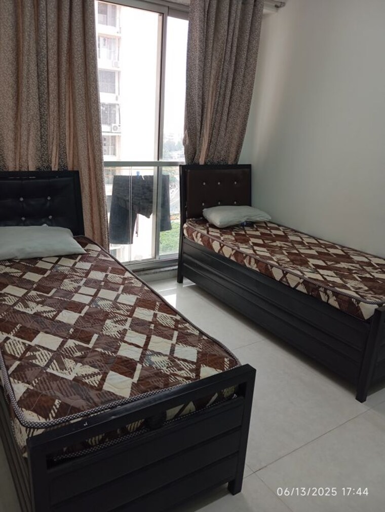 Bedroom, lake-bloom Pg For Boys & Girls In Powai 10687985