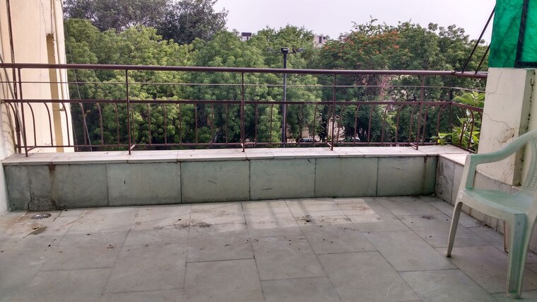 Balcony, saket Studio 350 Sq.Ft. Apartment In Saket Delhi 10687989