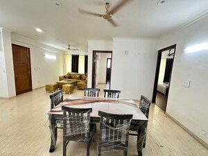 Team Area in 3 BHK Builder Floor at Ansal Esencia-Mulberry Homes, Sector 67 – for Rent