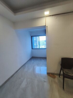 Room in 1 BHK Apartment at Platinum Life, Andheri West – for Rent