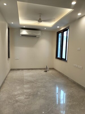 Room in 4 BHK Penthouse at Greater Kailash ii – for Rent