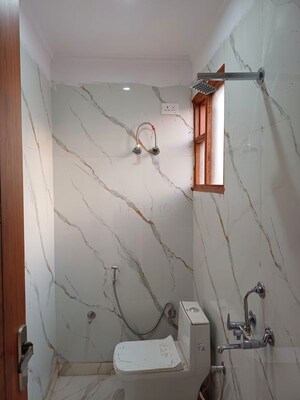 Bathroom in 6+ BHK Independent House at Tajpur – for Sale