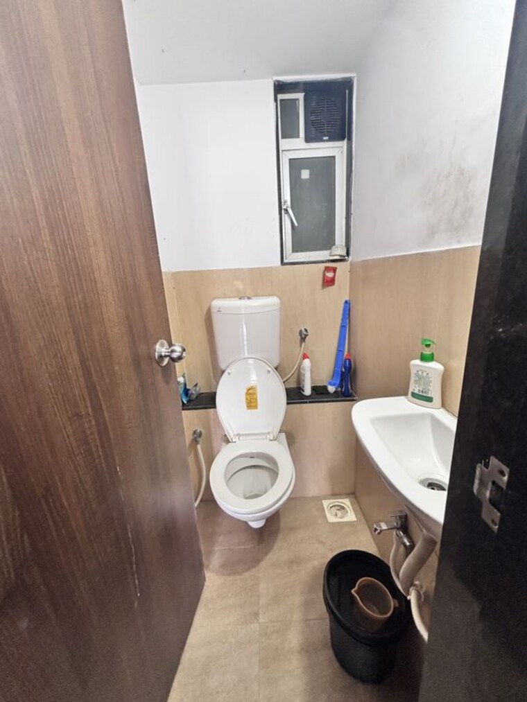  Parking, jp-north-aviva 2 Bedroom 730 Sq.Ft. Apartment In Mira Road Thane 10688026