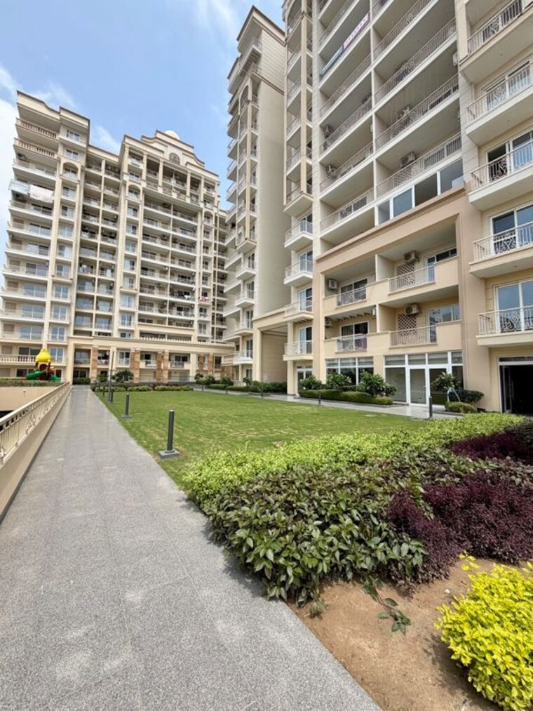 Exterior View, dhakoli 4 Bedroom 1950 Sq.Ft. Apartment In Dhakoli Zirakpur 10688048