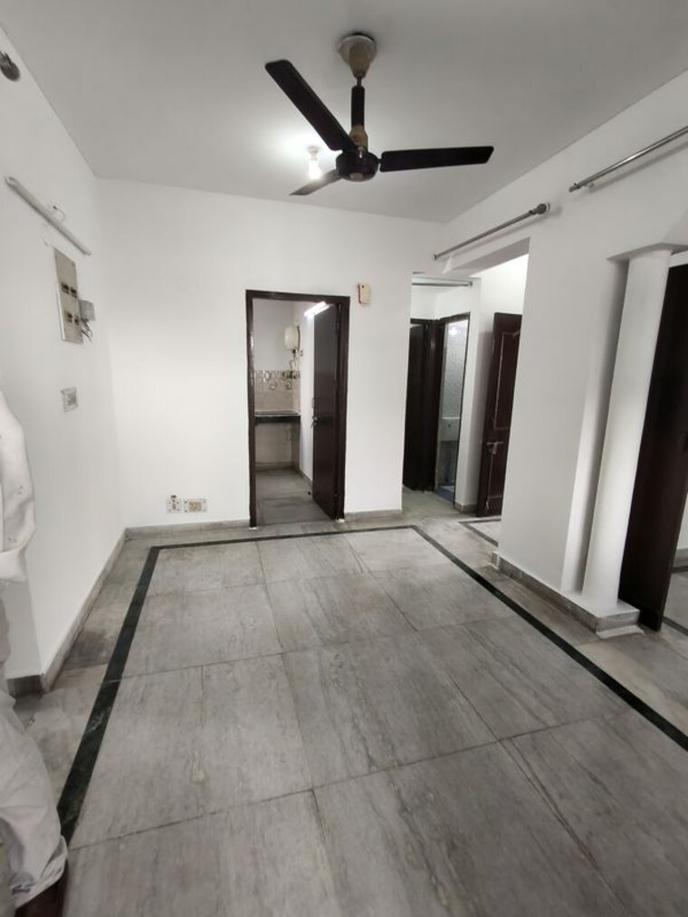 Room, rwa-apartments-sector-51 2 Bedroom 1200 Sq.Ft. Apartment In Sector 51 Noida 10688045