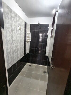 Bathroom in 2 BHK Apartment at RWA Apartments Sector 51, Sector 51 – for Rent