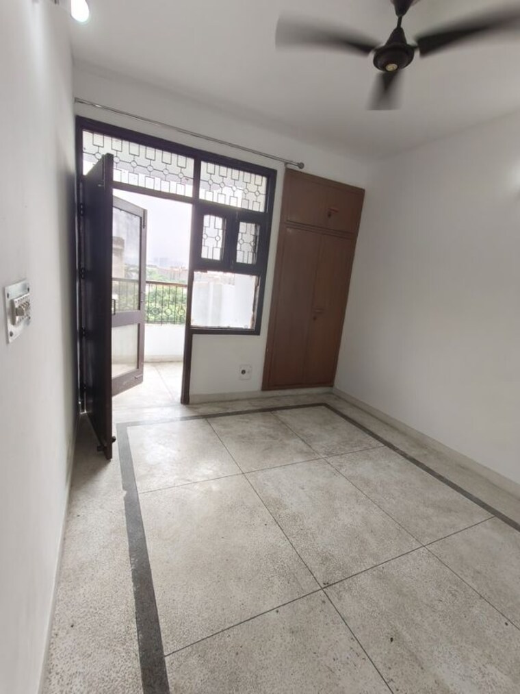 Room, rwa-apartments-sector-51 2 Bedroom 1200 Sq.Ft. Apartment In Sector 51 Noida 10688045