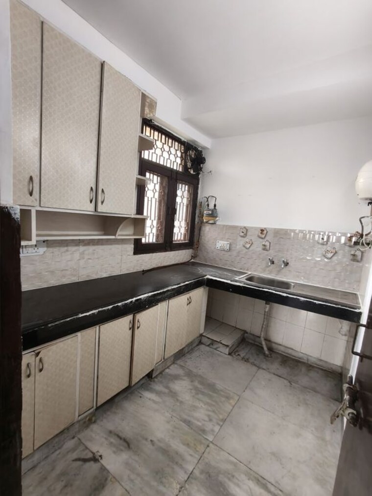 Kitchen, rwa-apartments-sector-51 2 Bedroom 1200 Sq.Ft. Apartment In Sector 51 Noida 10688045