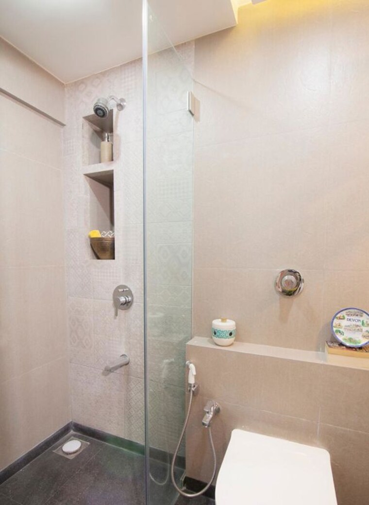 Bathroom, dhaval-ganga 2 Bedroom 750 Sq.Ft. Apartment In Bandra West Mumbai 10688088