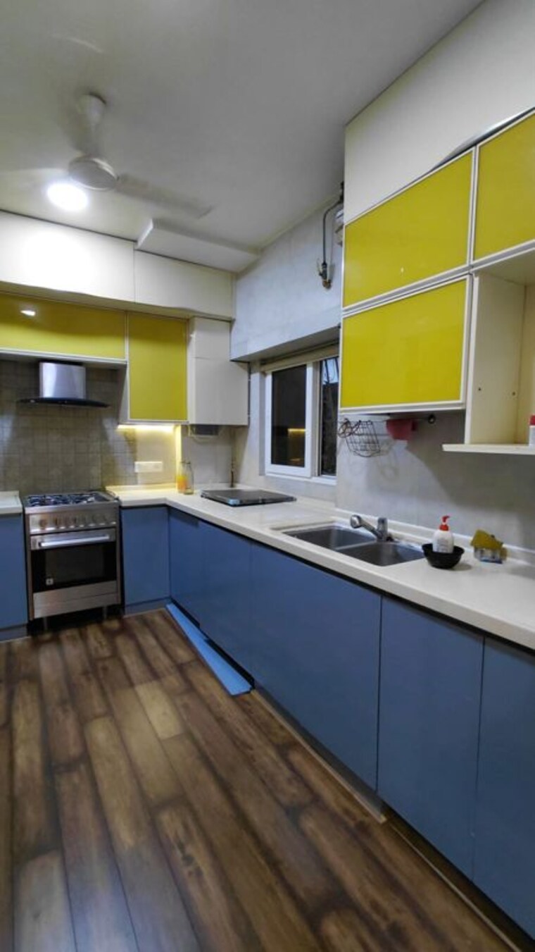 Kitchen, dhaval-ganga 2 Bedroom 750 Sq.Ft. Apartment In Bandra West Mumbai 10688088