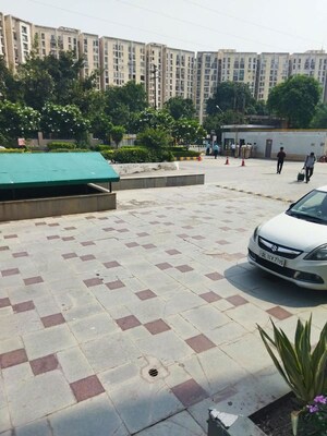 Parking in  Office Space at Logix Technova, Sector 132 – for Rent