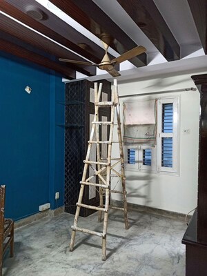 Building Lobby in 3 BHK Builder Floor at Uttam Nagar West – for Rent