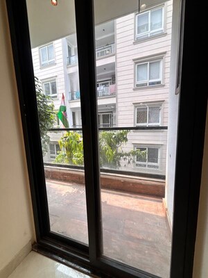 Room in 3 BHK Apartment at Freedom Fighters Enclave – for Rent