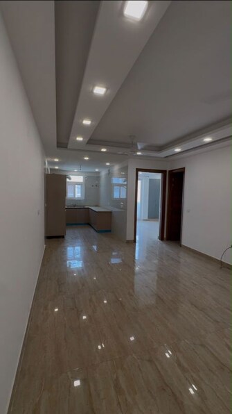 3 BHK +  175 Sq.Yd. Builder Floor in Puri Kohinoor