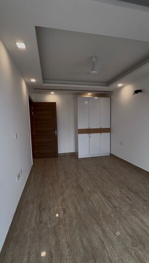 Room in 3 BHK Builder Floor at Puri Kohinoor, Sector 89 – for Sale
