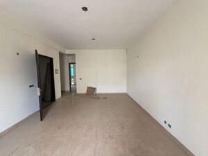 Room in 3 BHK Builder Floor at Sector 23 – for Rent