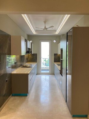 Building Lobby in 3 BHK Builder Floor at Sector 22 – for Rent