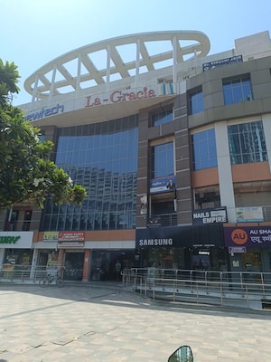  Shop – Exterior View View at Newtech La Gracia, Dundahera - for Sale