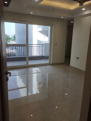 Room in 3 BHK Builder Floor at Sector 85 – for Sale