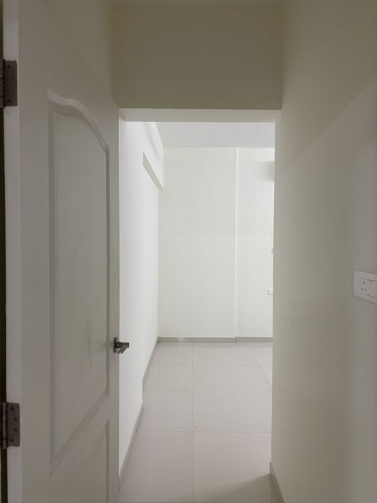 Room, kumar-47-east-a 2 Bedroom 791 Sq.Ft. Apartment In Magarpatta City Pune 10688155