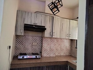 Furnished Amenities in 1 BHK Builder Floor at Uttam Nagar – for Rent