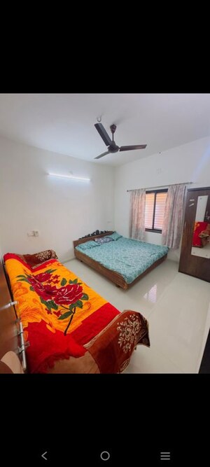 Bedroom in 2.5 BHK Villa at Jyotikalash Society – for Rent