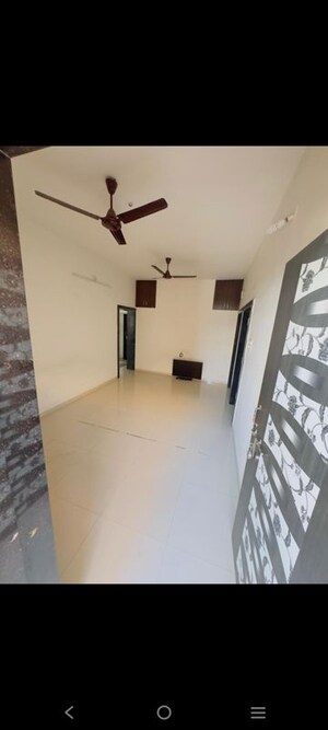 Team Area in 2.5 BHK Villa at Jyotikalash Society – for Rent