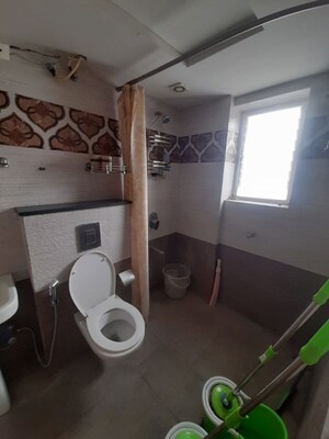 Team Area in 3 BHK Builder Floor at Cambridge Layout – for Rent