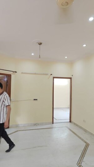 Room in 3 BHK Builder Floor at Chattarpur – for Rent