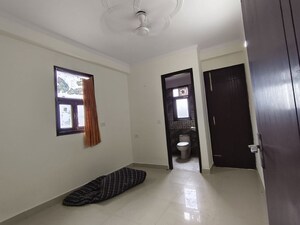 Room in 3 BHK Builder Floor at Chattarpur – for Rent