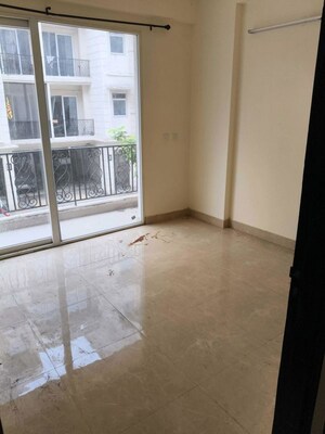 Room in 3 BHK Builder Floor at Sector 23 – for Rent