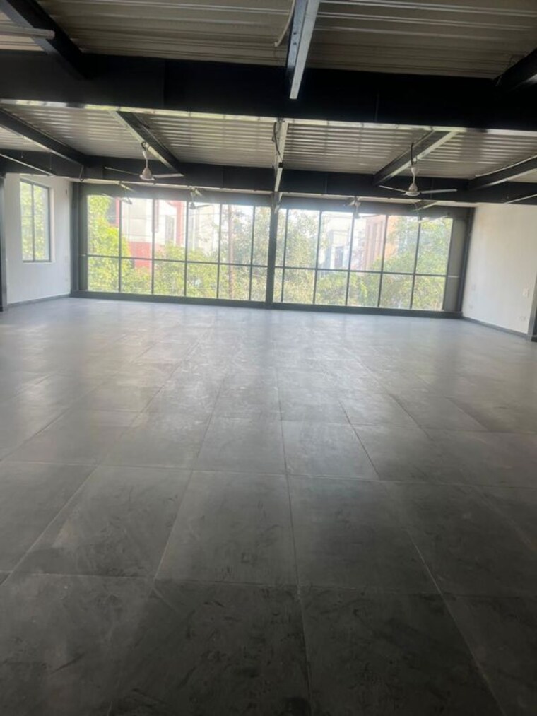 Common Area, ecotech 12 greater noida Commercial Warehouse 12000 Sq.Ft. In Ecotech 12 Greater Noida Greater Noida 10688271