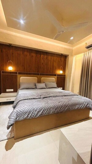 5 BHK Apartment For Rent in Mahagun Marvella, Sector 78