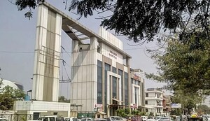 2 BHK Apartment – Exterior View View at Delhi Public School Housing Society, Sector 51 - for Rent