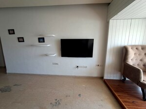 Room in 2 BHK Apartment at Sushila Baug, Bandra East – for Rent